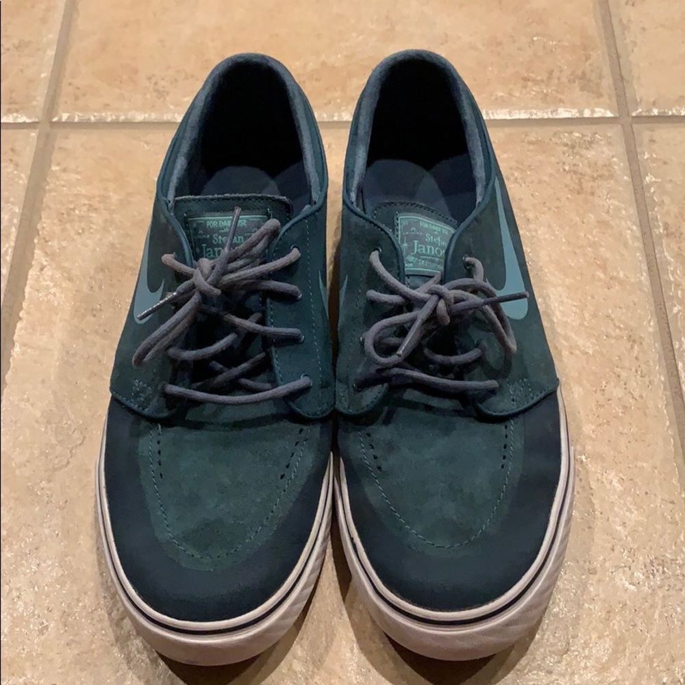 Blue stefan janoski nike shoes